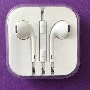 Apple EarPods 3.5mm jack iPhone 4/5/6 new in box📱